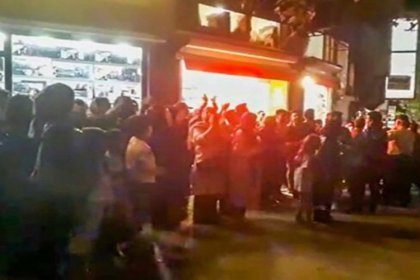 Second Night of Gathering in Hamedan Protesting Water Cuts