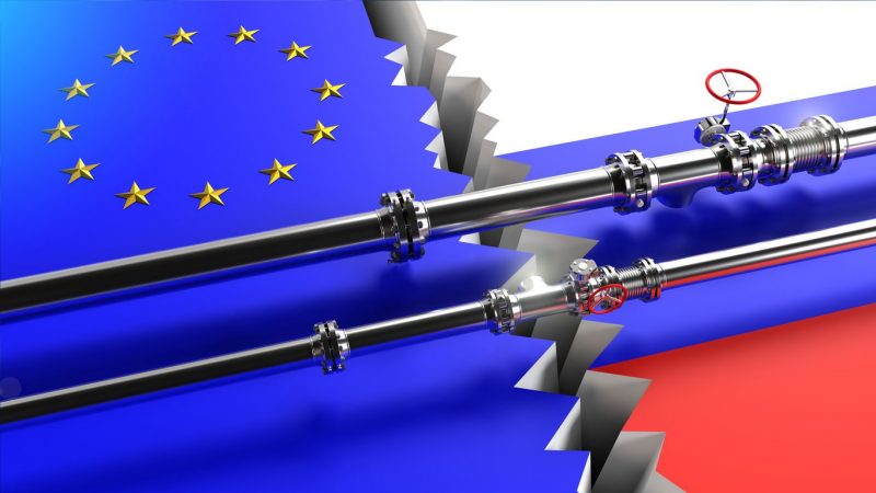 Russia, Europe, and China in the 2022 Energy Battle