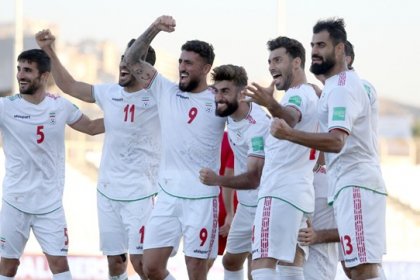 Iran National Team's Chances of Advancing in the Group Stage from the Perspective of a World Football Analyst