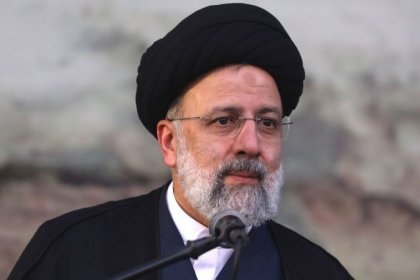 Ettelaat Newspaper to the Government: The People's Economy is Ruined, At Least Don't Destroy Their Trust