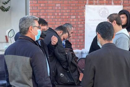 Inspection of Sharif University Students by Security