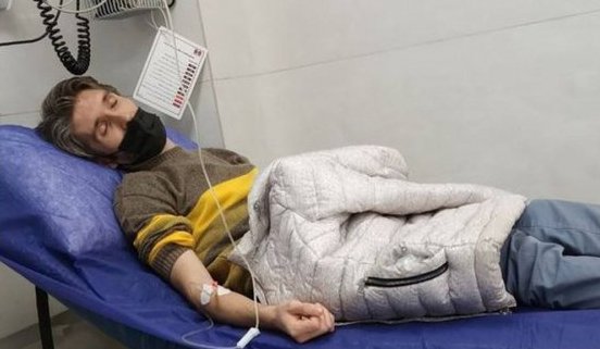 Hossein Sadeghi, Arash Sadeghi's father, did not receive his medication and Arash was transferred to Fashafouyeh Prison