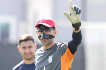 Alireza Beiranvand Attended Today's National Team Practice with a Special Mask