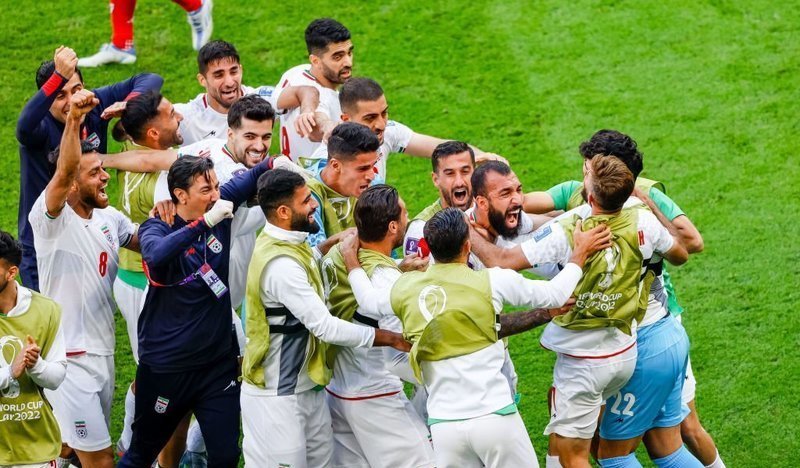 Saudi Newspaper Analysis on the Decisive Clash Between Iran and the USA
