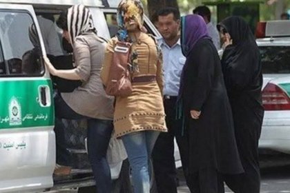 Resalat Newspaper: Iranian Women Cannot Fight Against Hijab Laws