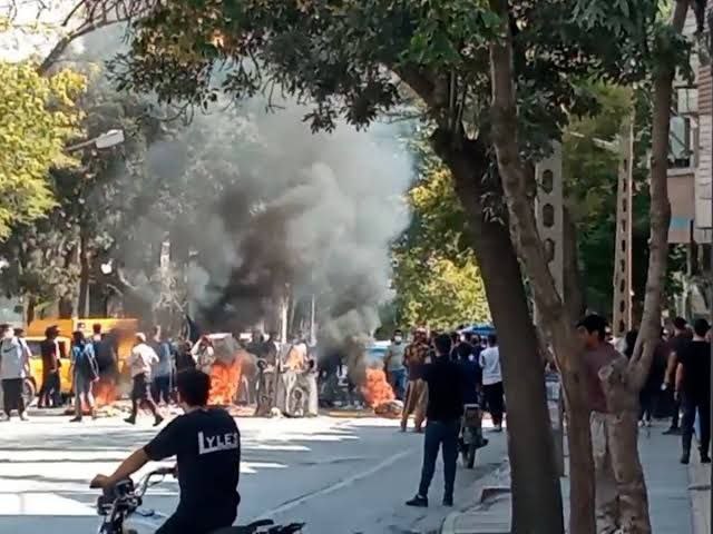 Human Rights Watch Warns Against the Suppression of Protesters in Sanandaj