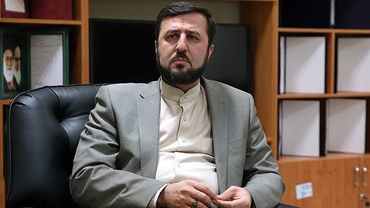 Deputy of the Judiciary Supports Protests Against Twitter, WhatsApp, and Instagram