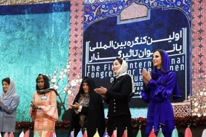 The Second Lady in Search of the Leading Role
