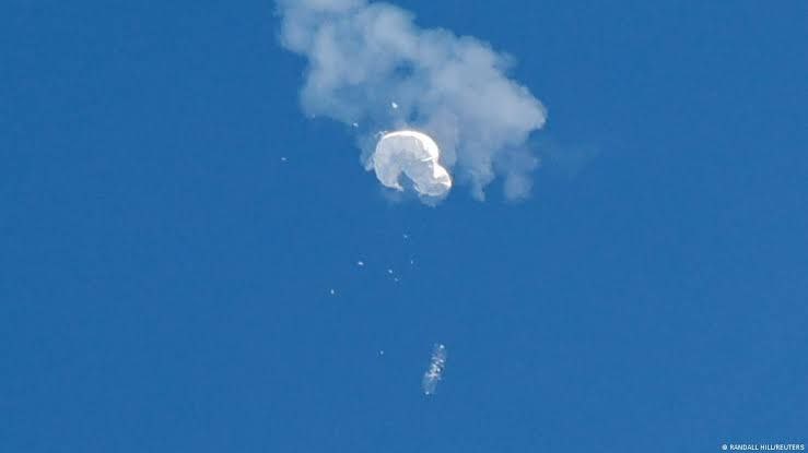 China says the balloon overthrow by America was ridiculous