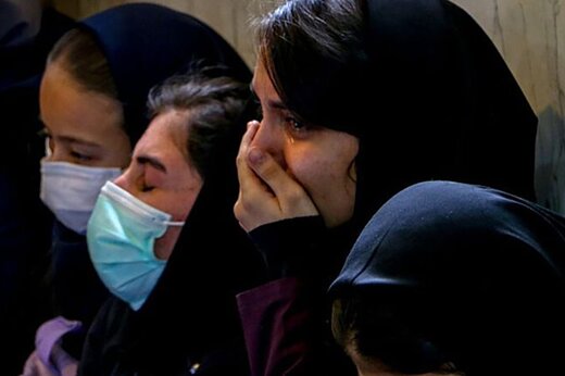 Statement by dozens of doctors for collective action on poisoning