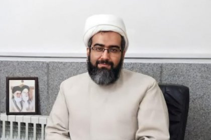 اجرای استندآپکمدی توسط روحانیون تنزل روحانیت است