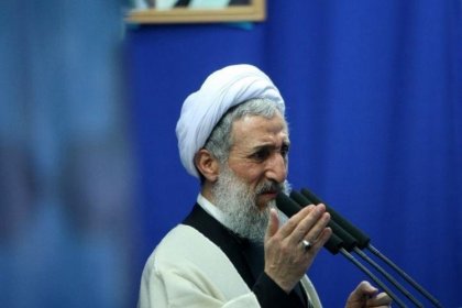 امام جمعه موقت تهران: کسانی که غیرت دینی دارند نباید در برابر کشف حجابها ساکت باشند