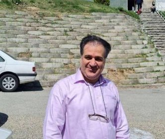 مهدی محمودیان به مرخصی آمد