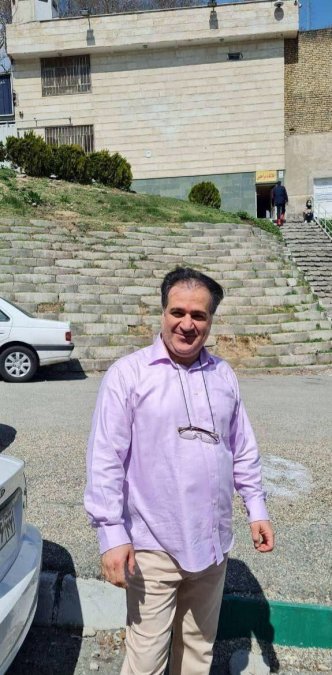 مهدی محمودیان به مرخصی آمد