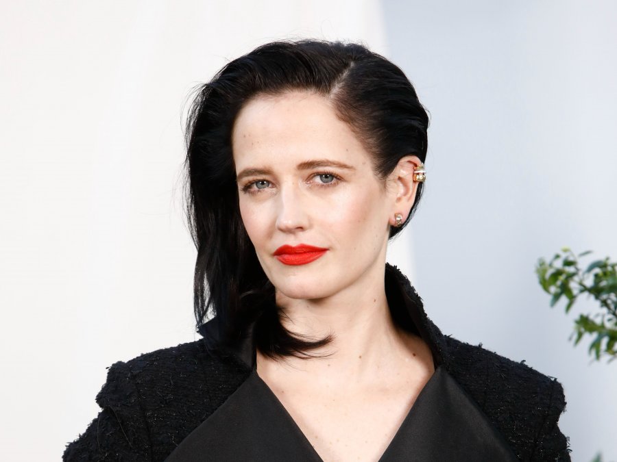 Eva Green received one million dollars for a film that was not produced
