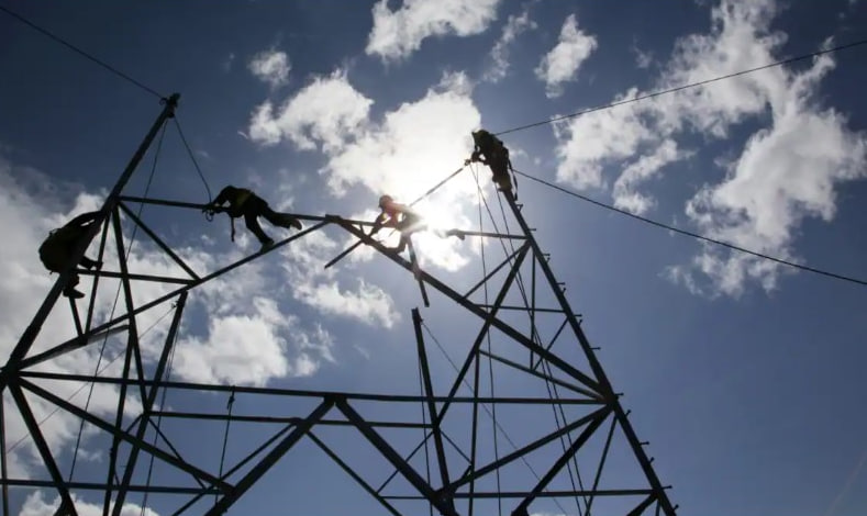 Decline in electricity exports and increase in imports in Iran