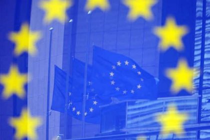 The population of the European Union decreases by 6%