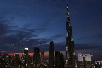 Fire in Dubai leaves 16 dead