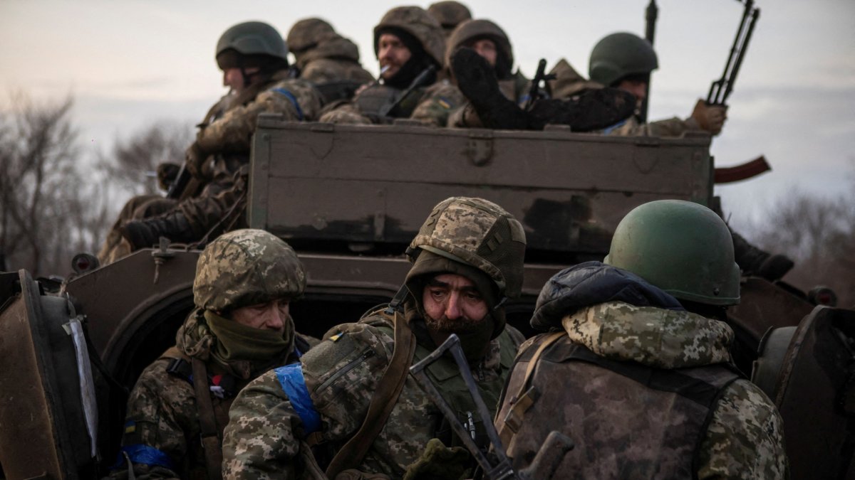 Escape of a Russian troop from the outskirts of Bakumot