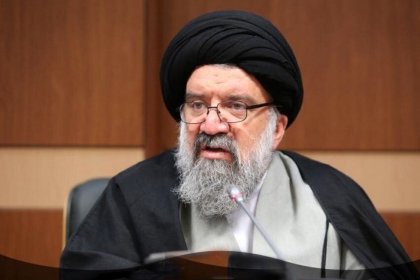 Insulting Ahmadinejad in Tehran's Friday Prayer, Unveiled Lady is Sick