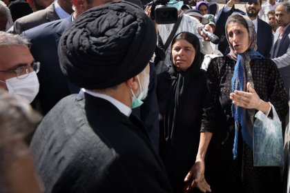 The number of women in President Raisi's government has increased according to the newspaper Dolate Omid