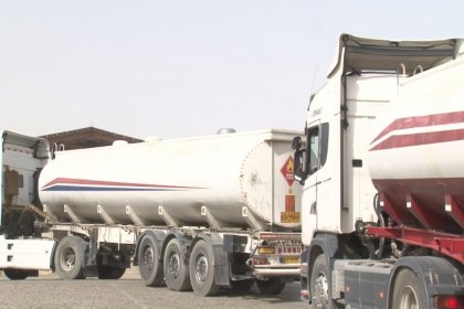 طالبان تعلن عن إعادة البنزين منخفض الجودة المنتج في إيران