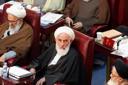 وكالة أنباء السلطة القضائية تؤكد حكم الإعدام على المعتدي على عضو مجلس الخبراء في المحكمة العليا