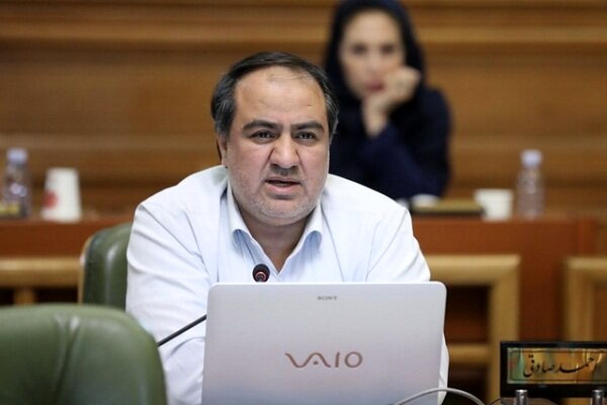 A city council member says 17 trillion tomans have gone missing in the municipality