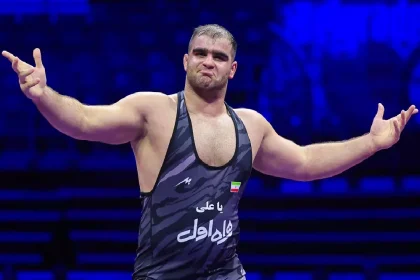 تم ترشيح أمين ميرزازاده كأفضل مصارع روماني لهذا العام