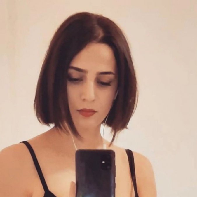 The Story of Roya Hashemti After Arrest: I Was Detained for Hijab and Sang an Anthem While Being Whipped