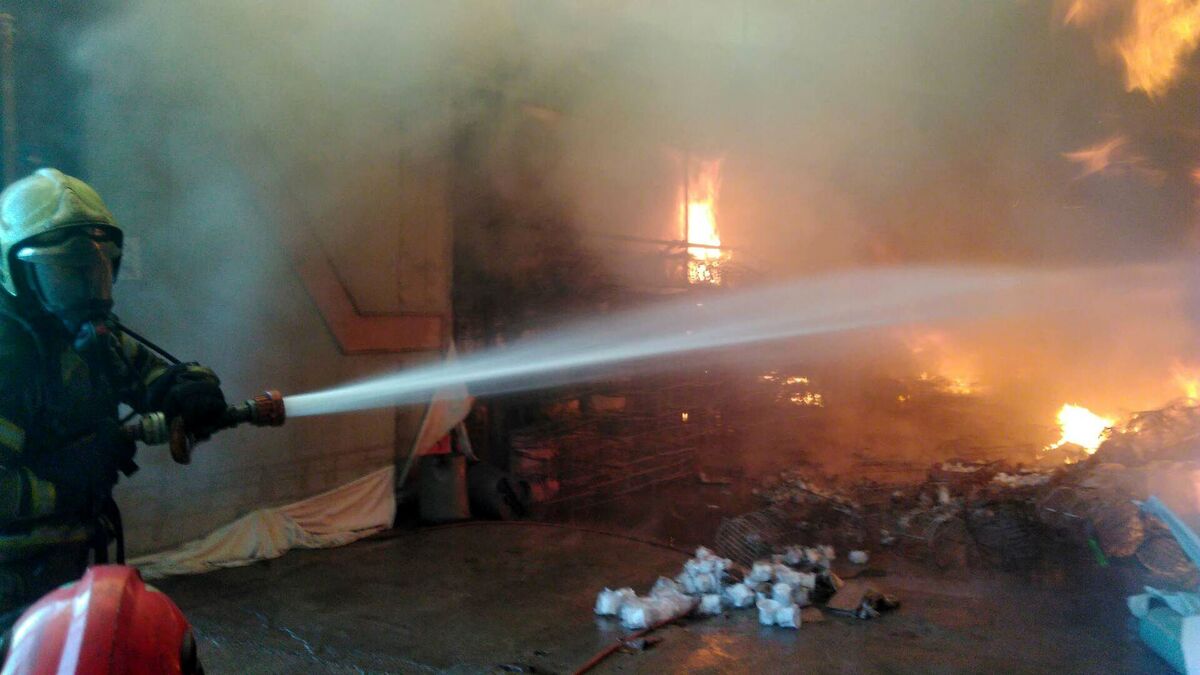Three Deaths in Khavashahr Plastic Warehouse Fire