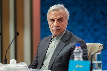 مصطفى هاشمی طبا: يعطون 3 مليارات دولار لشخص واحد ولكن لا يوجد عملة للأدوية