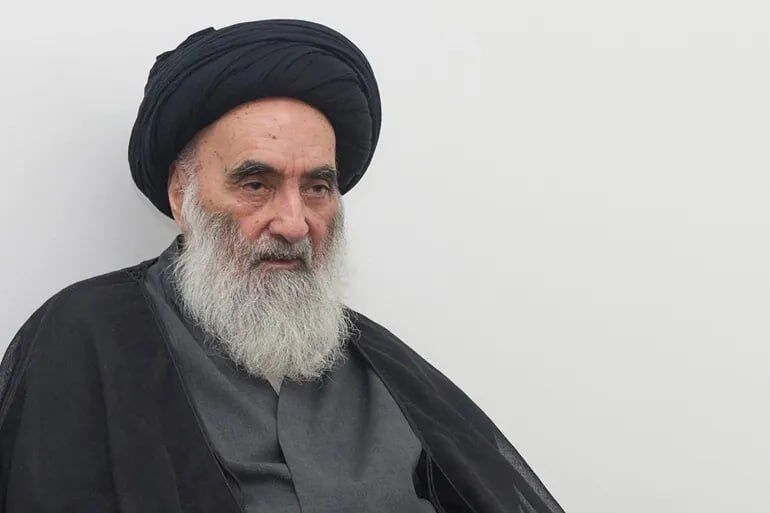فتوای آیتالله سیستانی درباره رشوه: رشوه دادن برای رسیدن به حق خود، جایز است