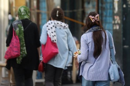 صحيفة جوان: يكفي أن الحجاب يخفي الفساد