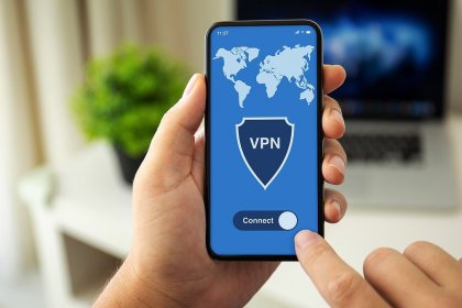 جريدة اطلاعات: قرار تجريم استخدام برامج فك الحظر غير قابل للتنفيذ