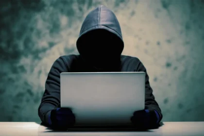 10 مليون دولار مكافأة من أمريكا لتقديم معلومات عن هاكر إيراني