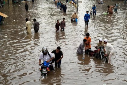 الأمطار الغزيرة في باكستان تودي بحياة ٣٦ شخصاً