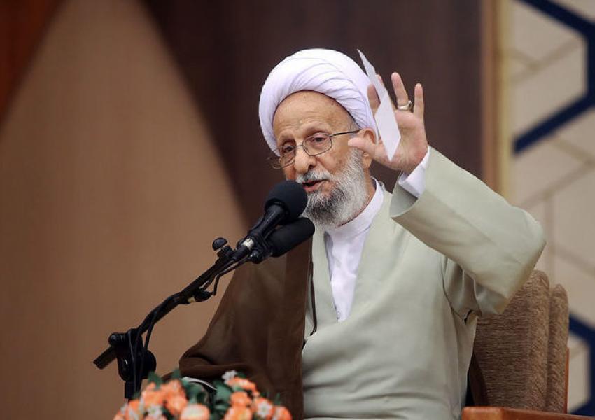 روزنامه اعتماد: یاران مصباح یزدی مجلس را قبضه کردند