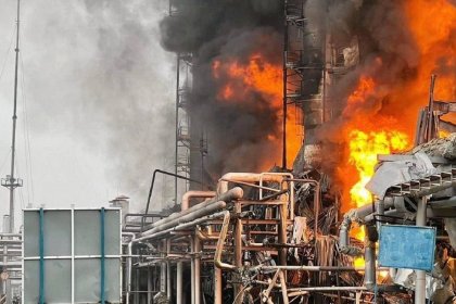 انفجار في أحد أفران مصفاة النفط في بندر عباس