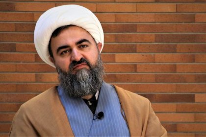 تم الإفراج عن محمد تقي أكبر نجاد، رجل الدين الناقد، بكفالة
