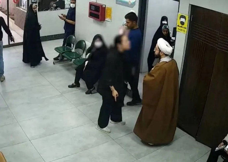 Conservative site about the Qom clinic incident: Both parties were ordinary citizens and reconciled