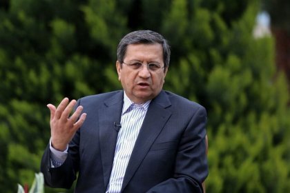 کنایه همتی به دولت رئیسی: برای تورم ۴۲ درصد از همدیگر تشکر میکنند