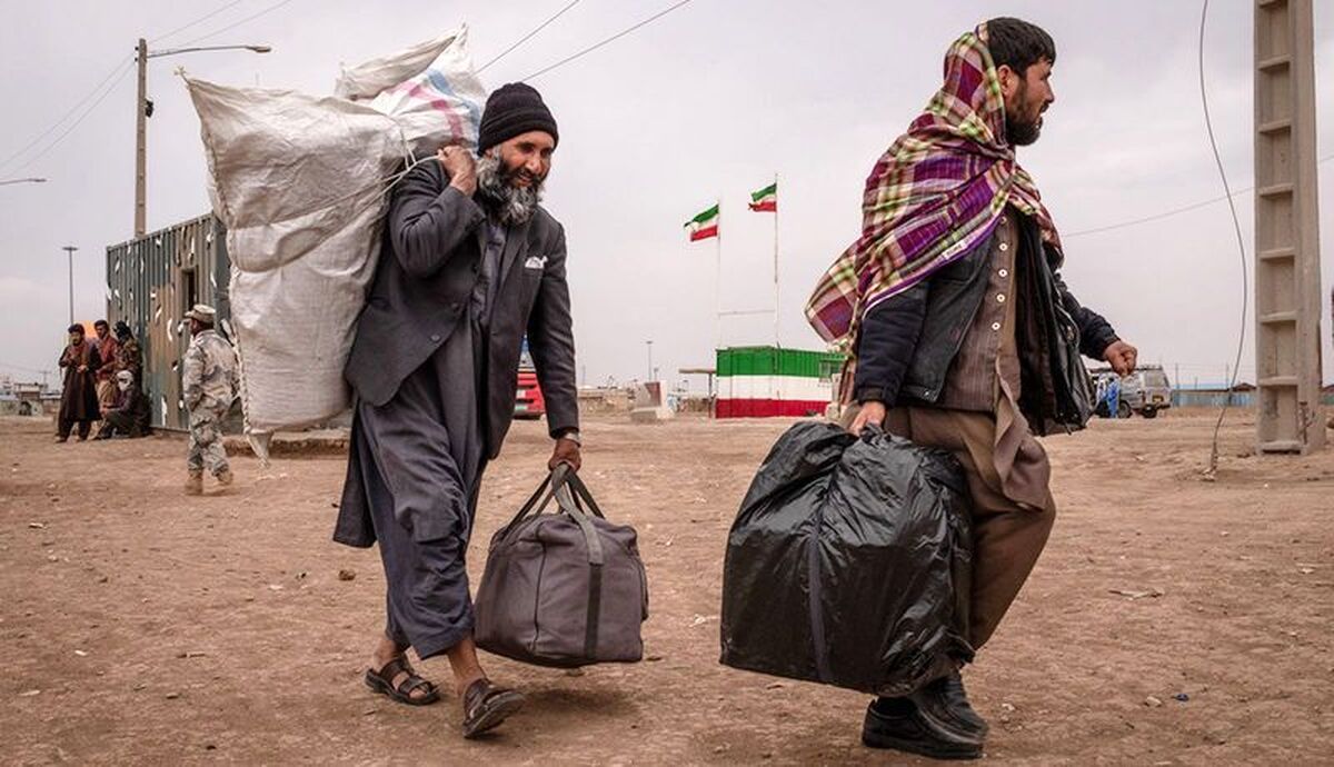 عضو کمیسیون امنیت ملی: فقط به اتباع خارجی شناسنامه داده میشود که پدر یا مادرشان، ایرانی باشند