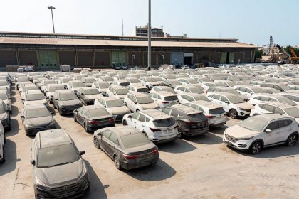 الجمارك الإيرانية: تم الإفراج عن 11,236 سيارة من جمارك البلاد في عام 1402