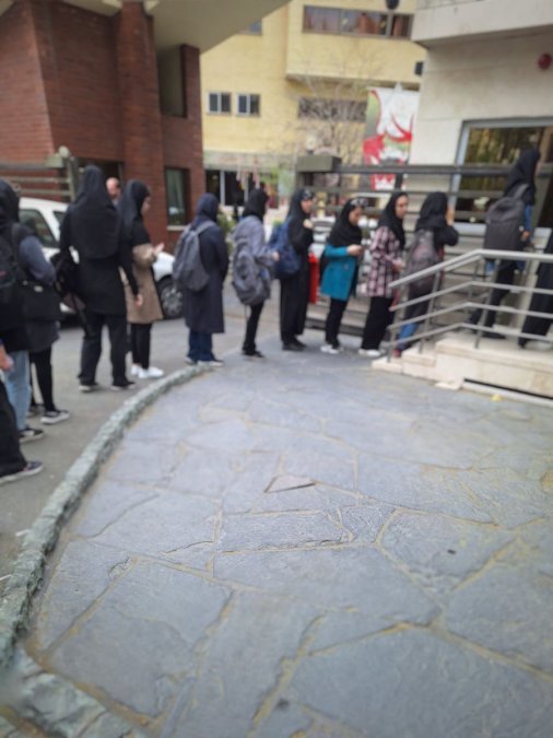 Facial Recognition Queue for Student Entry at Alzahra University