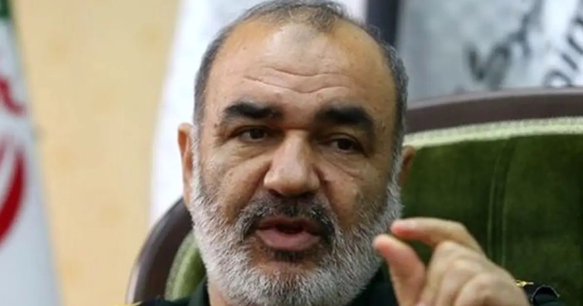 حسین سلامی، فرمانده کل سپاه: از این به بعد اگر اسرائیل به ما حمله کند ما از مبدا ایران به آنها حمله میکنیم