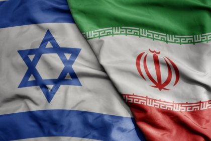 مطهرنیا، کارشناس بینالملل: احتمال ماجراجویی اسرائیل در چند روز آینده وجود دارد