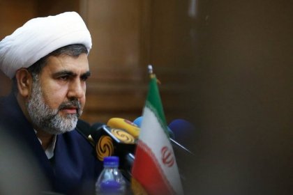 رئيس اللجنة القانونية في البرلمان: قمنا بتصحيح عيوب مشروع قانون الحجاب