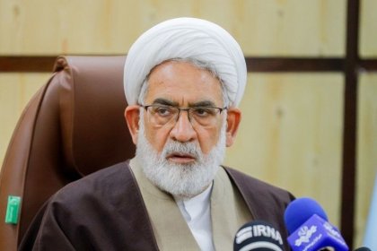رئيس المحكمة العليا: الحجاب قانون ويجب على الناس اتباعه
