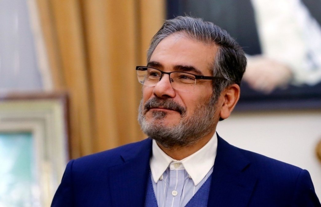 نماینده پیشین ولی فقیه در وزارت دفاع: چرا در هر محفل و مجلس صحبت فرزندان شما باید باشد؟